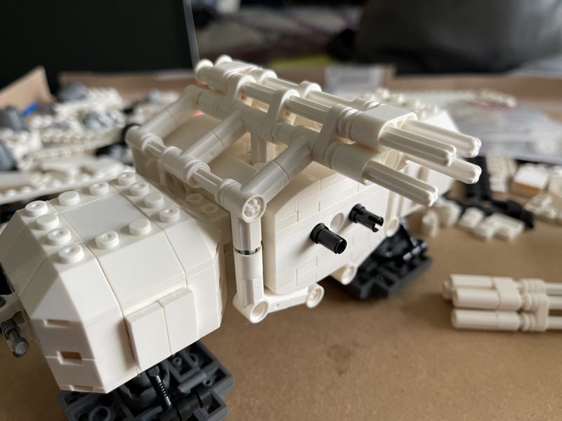 Build photos for Space 1999 Eagle
          LEGO