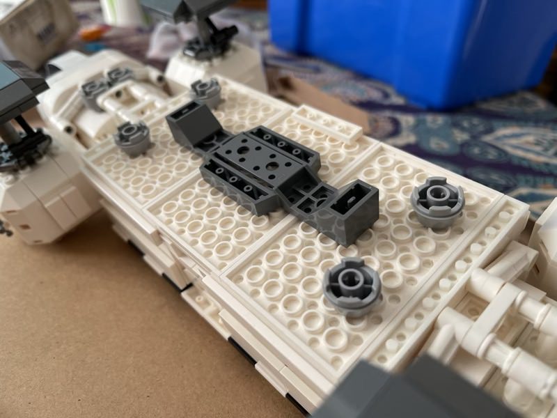 Build photos for Space 1999 Eagle
          LEGO